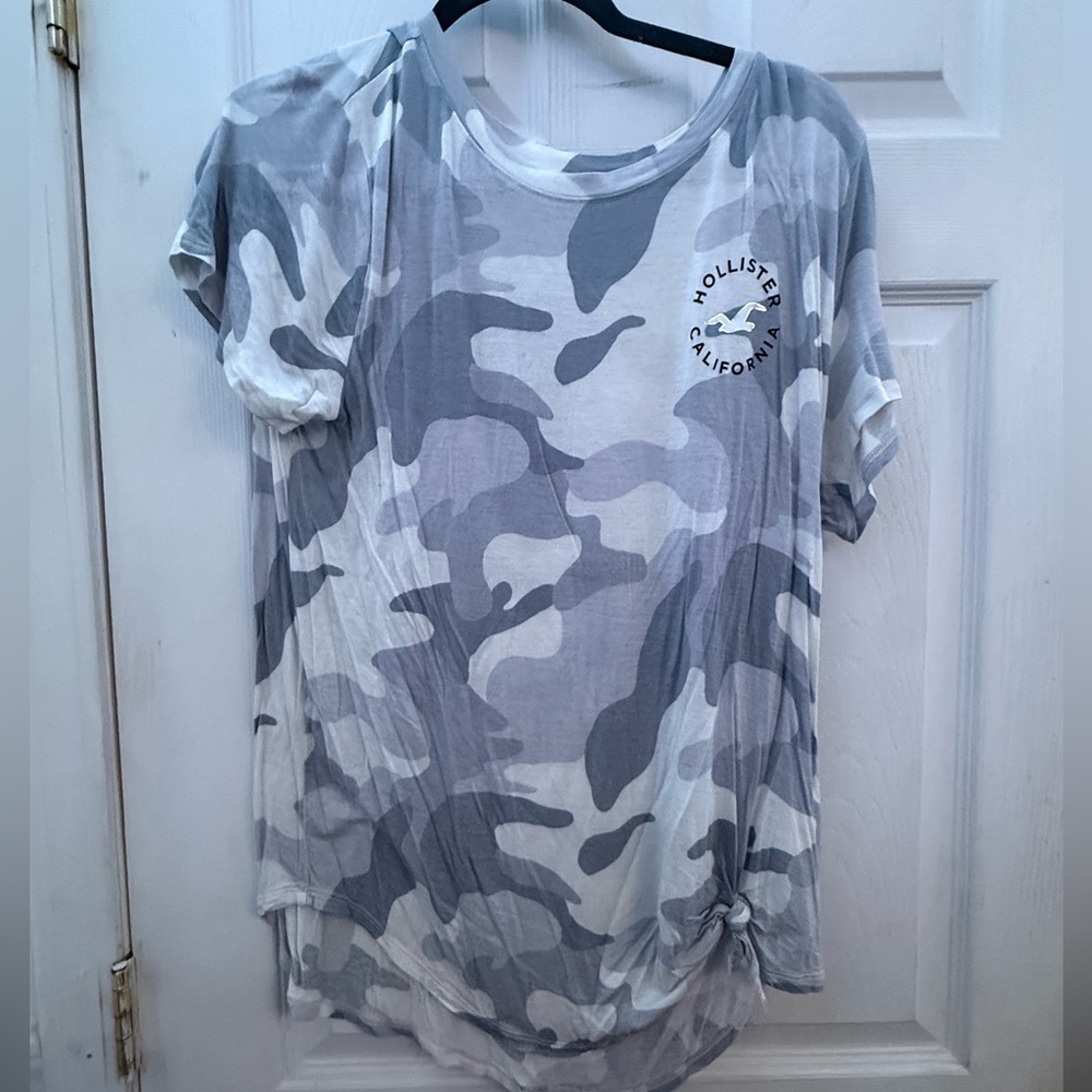 Hollister White and Gray Easy T-Shirt